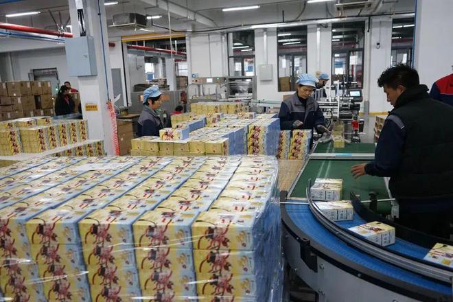 卡难求” 成爆款竟然是开化出品！PG麻将胡了2试玩哪吒卡牌 “一(图2)